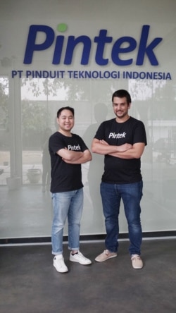 Tommy Yuwono (kiri) dan Ioann Fainsilber mendirikan Pintek tahun 2018 untuk mengisi ceruk yang belum banyak diisi oleh platform serupa lainny (courtesy: Pintek).