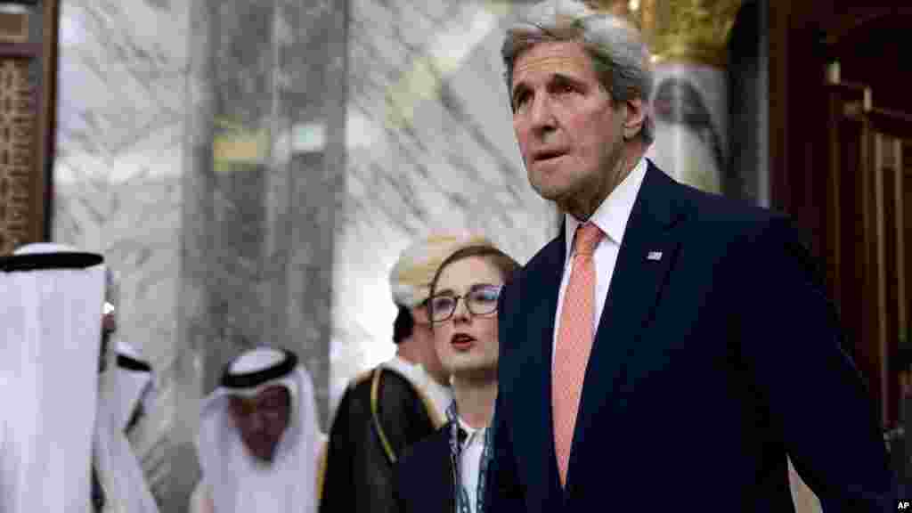 Le sécrétaire d&#39;Etat américain John Kerry au Palais Diriyah lors du Sommet à Riyad, en Arabie Saoudite, 21 avril 2016.