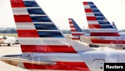 Archivo - Líneas aéreas estadounidenses preparadas para el incremento de pasajeros en la época de Navidad.