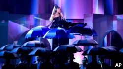 Ariana Grande performs "No Tears Left To Cry" at the Billboard Music Awards at the MGM Grand Garden Arena on Sunday, May 20, 2018, in Las Vegas. 