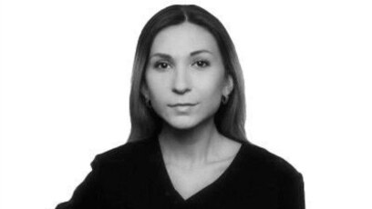 Rus qizlari ogil bolalar pornosiga siyishadi