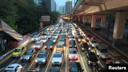 Une rue de Shanghai, Chine, le 19 avril 2017. 