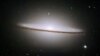 تصویری خارق العاده که توسط تلسکوپ فضایی هابل به ناسا ارسال شده برخورد دو کهکشان مارپیچی را در فضا نشان می دهد - نوامبر ۱۹۹۹