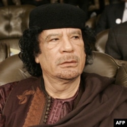Qaddafiyning 200-yilda olingan surati
