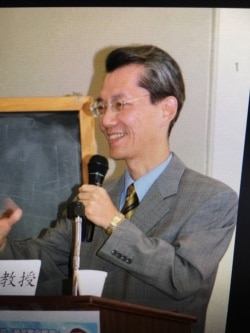 位于台北的台大政治系荣誉教授明居正