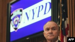 el comisionado de policía de la Ciudad de Nueva York, Raymond Kelly, dice que el programa es legal y necesario para evitar otro ataque terrorista similar al del 11 de septiembre de 2001.