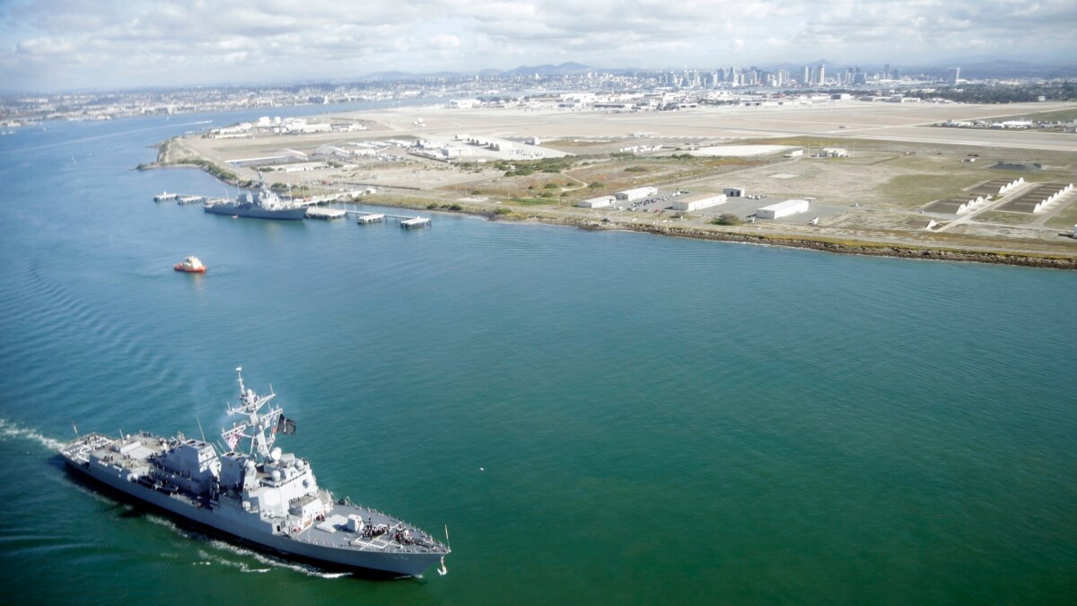 Морская база. Сан Диего база ВМС. База ВМС США. Коронадо база ВМС. Военно морская база США В Коронадо.