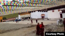 རྫ་དབོན་པོ་དགོན་