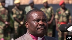 Zimbabwe's excommunicated Anglican Bishop Nolbert Kunonga in 2003 (file photo).