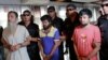 Bangladesh bắt 3 nghi can vụ chém chết blogger