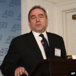 美国东亚助理国务卿坎贝尔