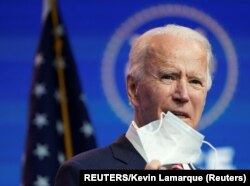 លោក ចូ បៃដិន (Joe Biden) ប្រធានាធិបតីជាប់ឆ្នោត ថ្លែងនៅក្នុងសន្និសីទមួយនៅទីក្រុង Wilmington រដ្ឋ Delaware កាលថ្ងៃទី១៦ ខែវិច្ឆិកា ឆ្នាំ២០២០។