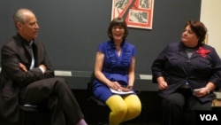 Директор MoMA Глен Лаури, кураторы Джулиет Кинчин и Энн Морра на пресс-конференции