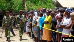 Gunmen Kill 2 in Kenyan Church 