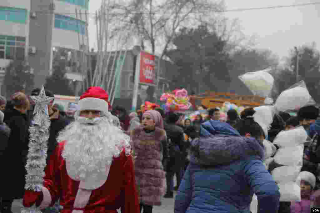 Янги сегодня. Hindiston (g‘arbiy Bengaliya) – yangi yil.. It BOZORI,2022yil.