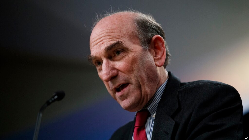 El representante especial del gobierno estadounidense para Venezuela, Elliott Abrams, en una imagen de archivo en el Departamento de Estado, en Washington, el 15 de marzo de 2019.