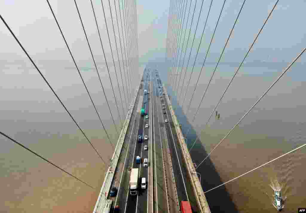 This aerial photo shows a view of the Sutong Bridge in Nantong in China&#39;s eastern Jiangsu province.