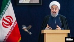 آقای روحانی خواهان افزایش حجم مبادلات تجاری میان ایران و ترکمنستان شد.
