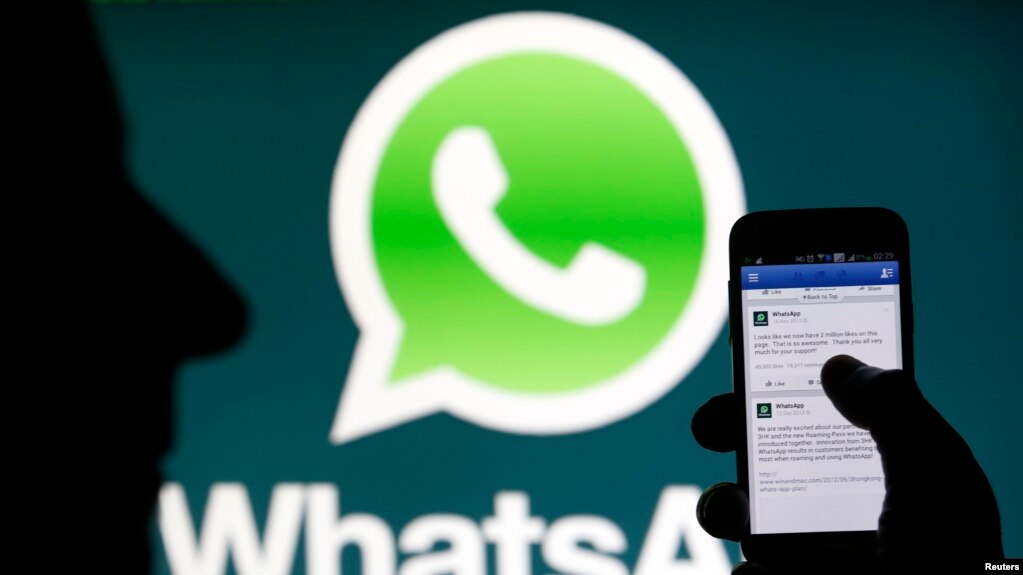 Whatsapp prueba limitar reenvíos de mensajes tras violentos incidentes en India causados por noticias falsas.