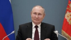 Presidenti rus gjatë një konference më 17 mars 2021