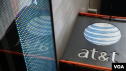 Le câblo-opérateur AT&T et le géant des médias Time Warner ont annoncé un projet de fusion.