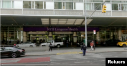 FILE - NYU Medical Center di Langone, New York.