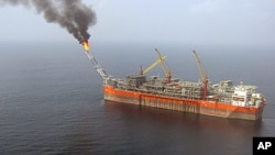 An aerial view 120 kms off the coast of Nigeria, south of Lagos, shows the FPSO (Floating, Production, Storage and Offloading) Bonga unit, (2008 file photo).