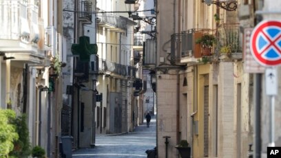 Coronavirus Pres D Un Milliard De Personnes Confinees Dans Le Monde