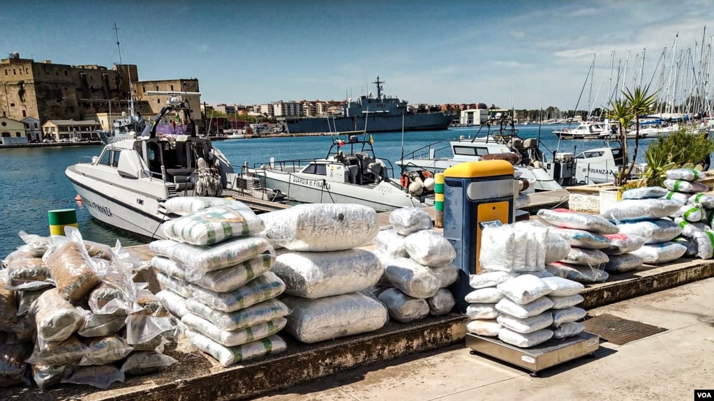 Itali, bllokohet gomonia me marijuanë, ishte nisur nga Shqipëria