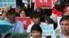 香港新闻界明报外集会守护新闻自由