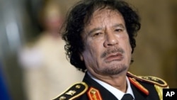 统治利比亚42年的前领导人穆阿迈尔.卡扎菲