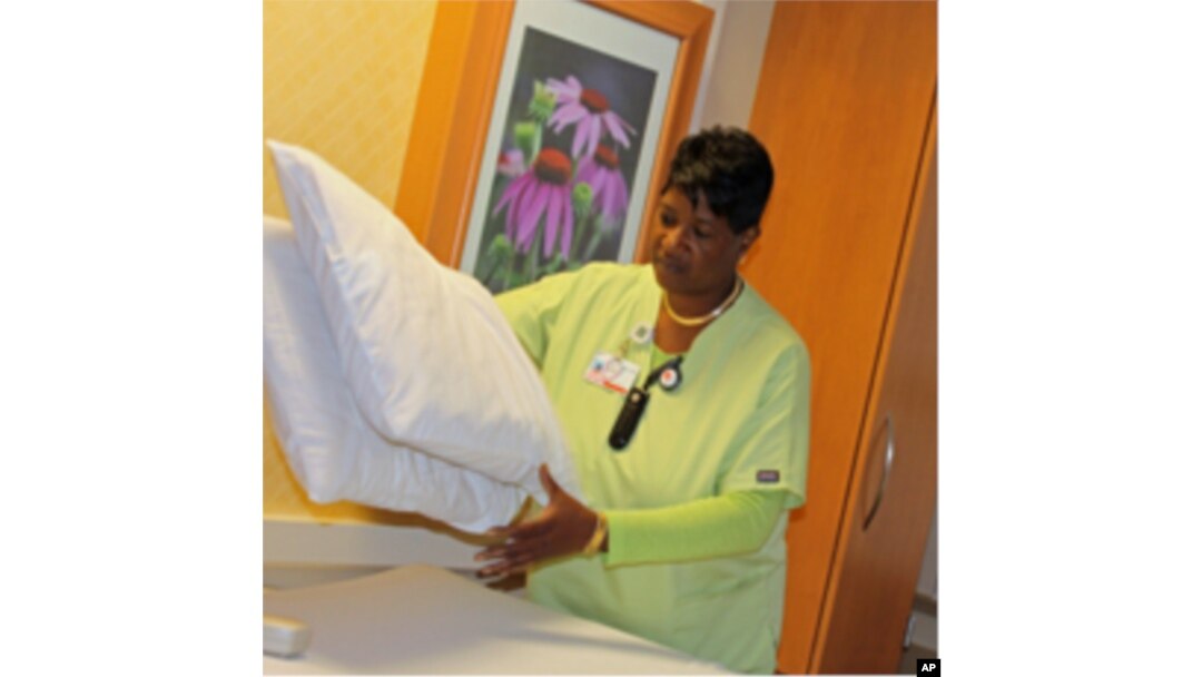 OhioHealth has paid out more than $377,000 to active employees, many of whom take a break from work to walk at lunch.