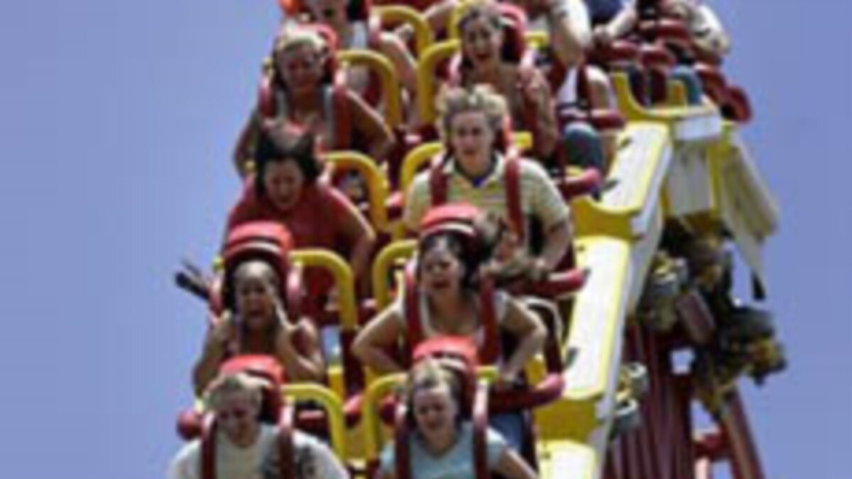 TR [American Flyer]; An illustration of a junkyard funfair in [Las Galeras,  Dominican Republic] : r/rollercoasters