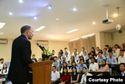U.S. Ambassador W. Patrick Murphy speaks about U.S.-ASEAN relations to more than 100 students at the Institute of Foreign Languages of Royal University of Phnom Penh, in Cambodia, February 20, 2020. (Photo courtesy of U.S. Embassy in Cambodia)