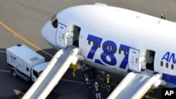 Boeing 787 после аварийной посадки