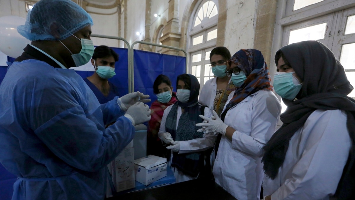 An International Program Prepares to Deploy Coronavirus Vaccine to Millions - Vimarsana News