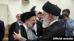 ابراهیم رئیسی، تولیت آستان قدس رضوی از حمایت آیت الله خامنه ای برخوردار است. 