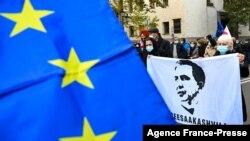 На фото: мінтинг прихильників Саакашвілі у Тбілісі 19-го листопада, 2021