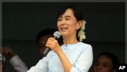 Burma's democracy icon Aung San Suu Kyi (file photo)