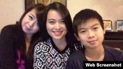 Ảnh ba mẹ con chị Nguyễn Ngọc Minh trên báo chí Việt Nam.