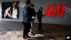 2021年3月25日北京的H&M商店