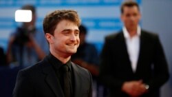 Daniel Radcliffe se transforma en Weird Al Yankovic