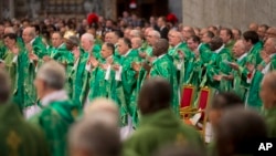 Los representantes de la Iglesia católica defienden que "estudios científicos fiables sugieren que la aceleración del cambio climático es el resultado de la actividad humana desenfrenada.