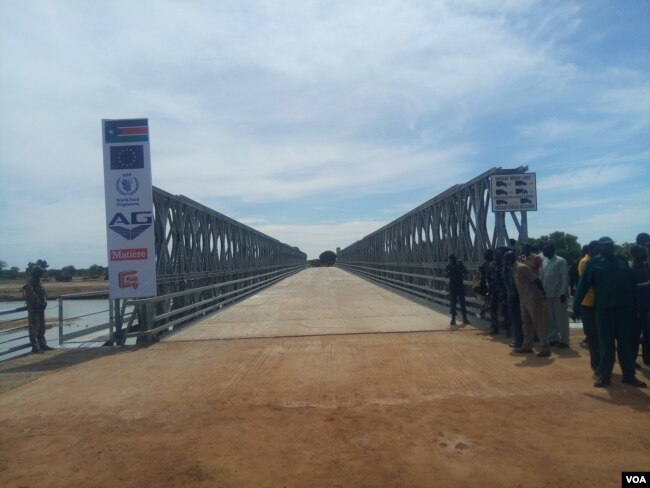 A new bridge in Kuajok funded by European Union on June 4, 2019. (Waakhe Simon Wudu/VOA)