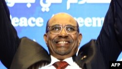 Le président du Soudan Omar el-Béchir à Khartoum, le 27 juin 2018.