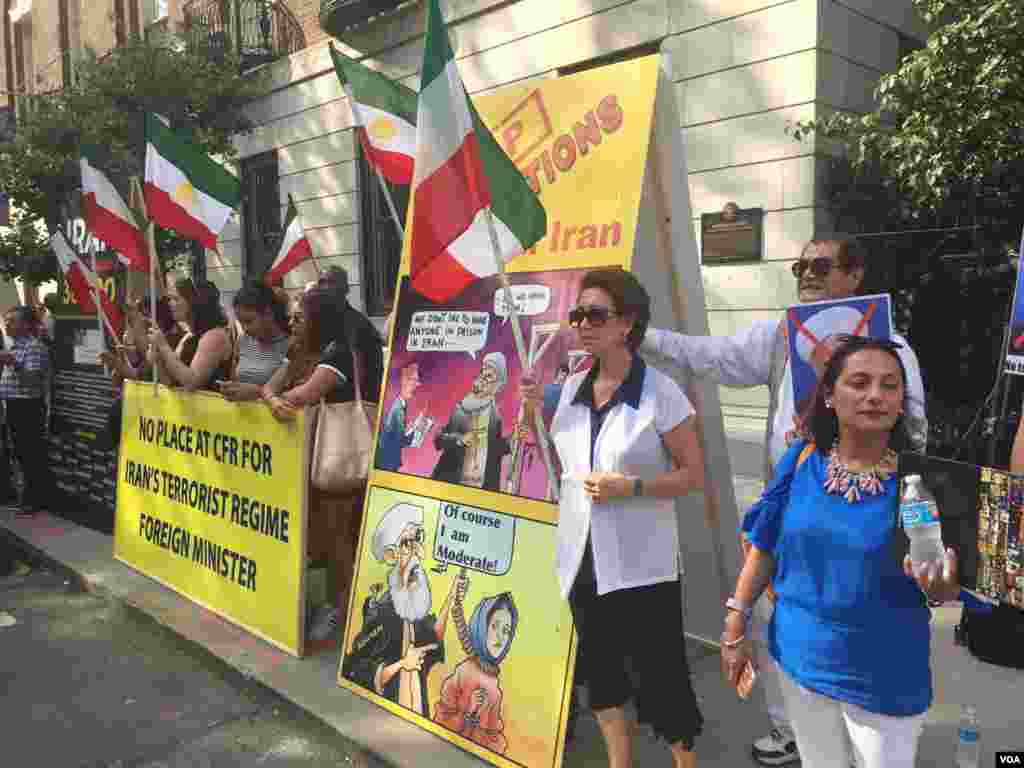 معترضان به سخنرانی وزیر خارجه ایران در نیویورک