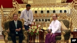 ကုလအတြင္းေရးမွဴးခ်ဳပ္နဲ႔ ျမန္မာသမၼတ ၂၀၁၂၊ ဧၿပီလက ေတြ႔ဆံုခဲ့ၾကစဥ္။ 