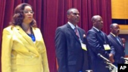 Abel Chivukuvuku e Anatilde Campos na reunião constitutiva da Convenção Alargada para a Salvação de Angola – CASA - Luanda (Angola)