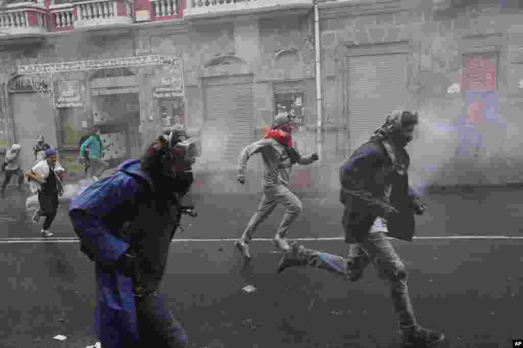 Las autoridades han dispersado a los manifestantes usando gas lacrimógeno. Quito, Ecuador. Oct. 3, 2019. AP/Dolores Ochoa.
