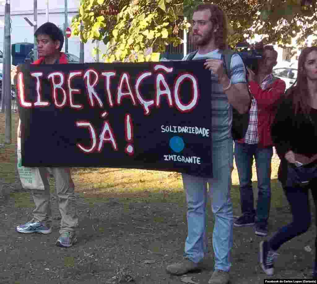 Vigília em Lisboa pede libertação de activistas angolanos 
